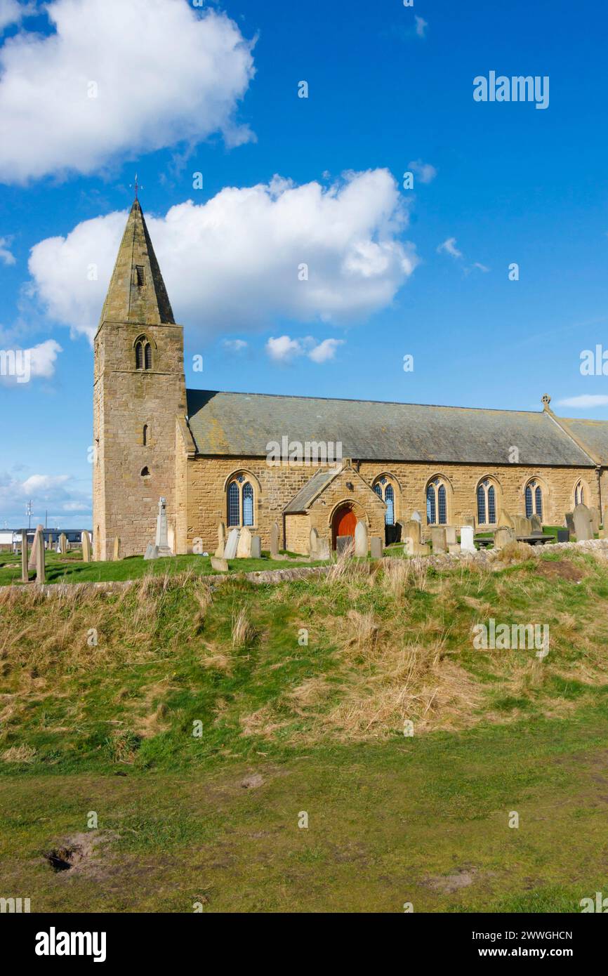 St Bartholomews anglican Clifftop Church St Barts Newbiggin by Sea, Northumberland, Angleterre royaume-uni Banque D'Images