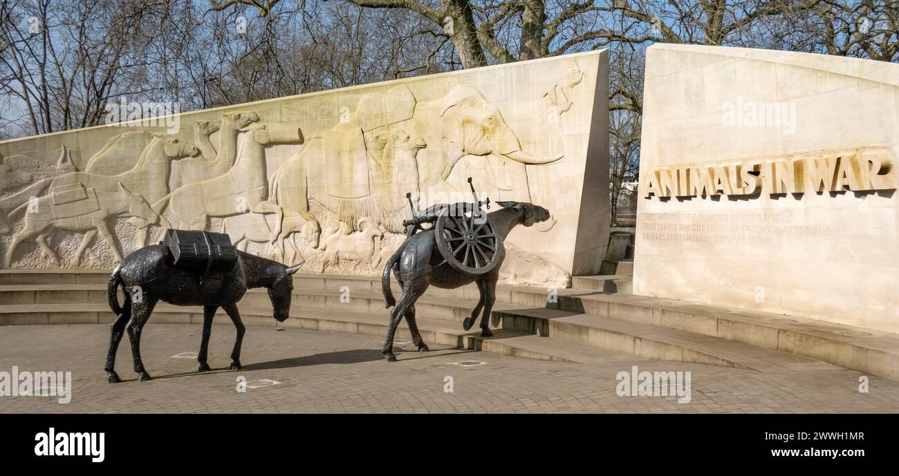 Mémorial des animaux de guerre, Hyde Park, Londres, Angleterre, Royaume-Uni Banque D'Images