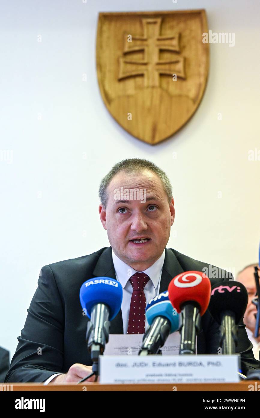 Bratislava, Slovaquie. 24 mars 2024. Eduard Burda, président de la Commission électorale d'Etat, lors de la conférence de presse sur les résultats du premier tour de l'élection présidentielle à Bratislava, Slovaquie, 24 mars 2024. Crédit : Vaclav Salek/CTK photo/Alamy Live News Banque D'Images