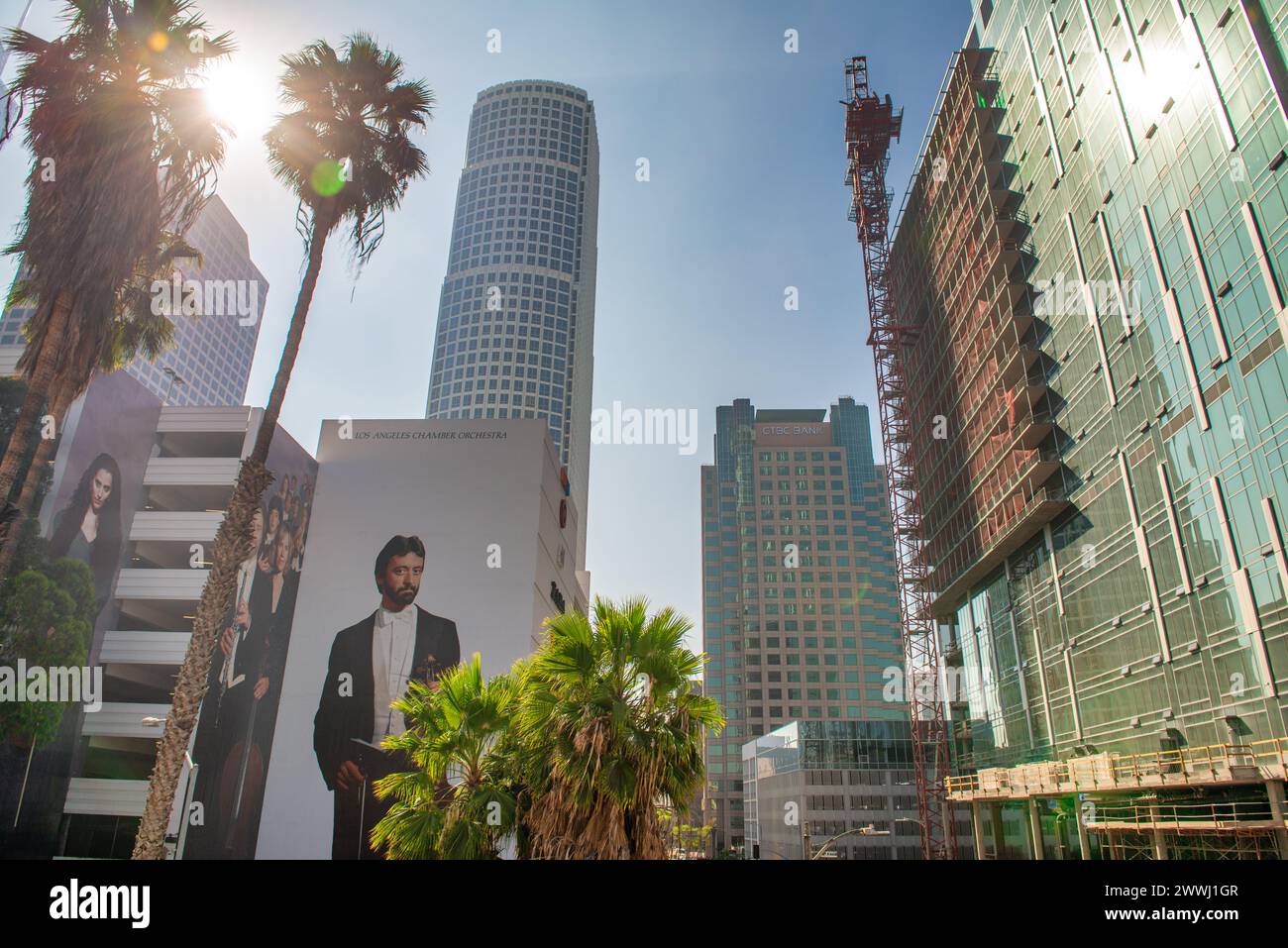 Los Angeles, CA - 27 juillet 2017 : bâtiments de Los Angeles par une journée ensoleillée. Banque D'Images