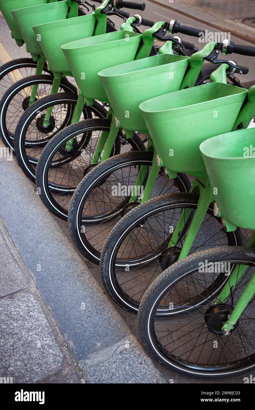 Parking vélo dans une rue Banque D'Images