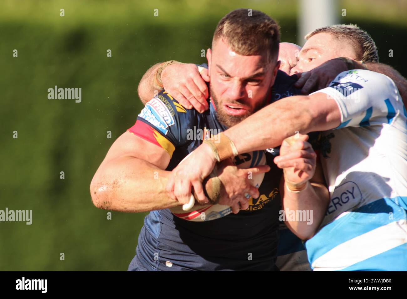 Halifax, Royaume-Uni. 24 mars 2024. Le stade Shay, Halifax, West Yorkshire, 24 mars 2024. Betfred Challenge Cup Halifax Panthers vs Catalan Dragons Mike McMeeken de Catalans Dragons crédit : Touchlinepics/Alamy Live News Banque D'Images