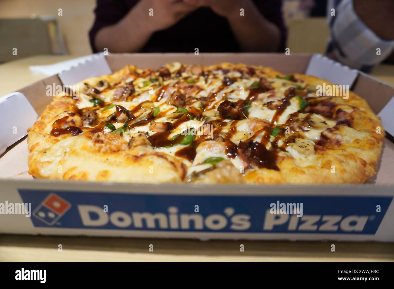 Pizza : la nourriture de confort ultime. La vie est courte, mange la pizza Banque D'Images