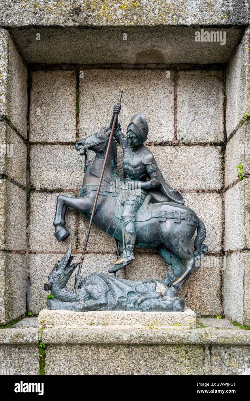 Statue de Saint Georges et du Dragon, Caceres, Estrémadure, Espagne Banque D'Images