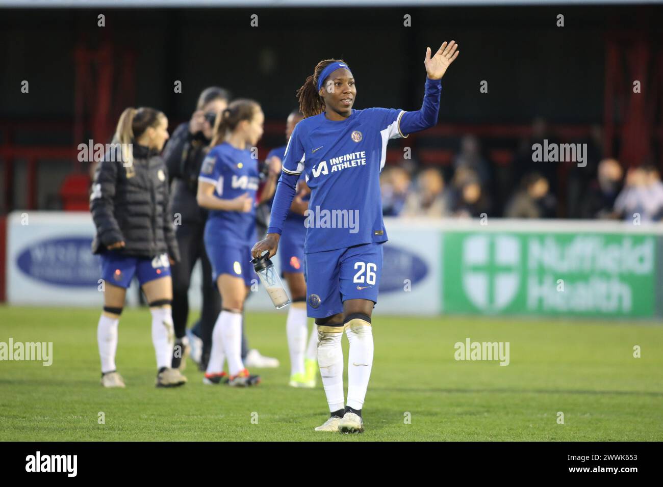 Londres, Royaume-Uni. 24 mars 2024. Londres, Angleterre, 24 mars 2024 : Kadeisha Buchanan (26 Chelsea) remercie les fans lors du match de Super League FA Womens entre West Ham United et Chelsea au Chigwell construction Stadium à Londres, en Angleterre. (Alexander Canillas/SPP) crédit : SPP Sport Press photo. /Alamy Live News Banque D'Images