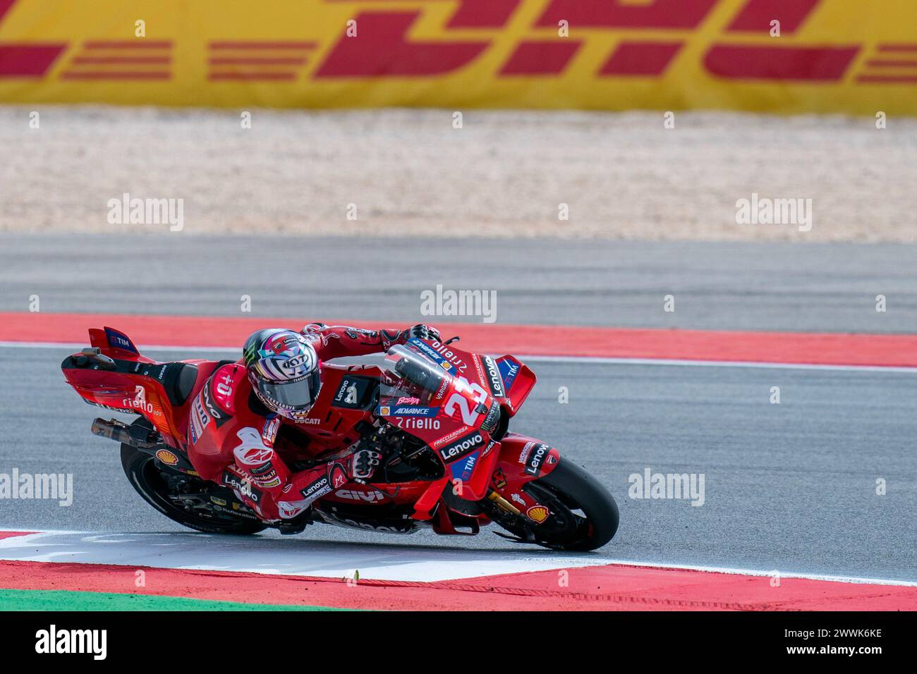 Portimao, Portugal. 23 mars 2024. PORTIMAO, PORTUGAL - 23 MARS : Enea Bastianini d'Italie, Ducati Lenovo Team lors du Grand Premio Tissot de Portugal, MotoGP, course de sprint à l'Autodromo Internacional do Algarve le 23 mars 2024 à Portimao, Portugal. (Photo de Henk Seppen/Orange Pictures) crédit : Orange pics BV/Alamy Live News Banque D'Images