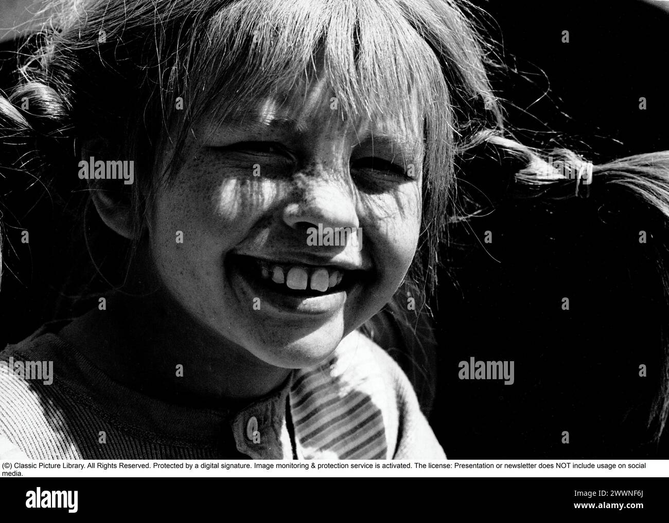 Inger Nilsson. Né en 1959. Enfant actrice suédoise connue pour jouer le rôle de Pippi Longstocking dans la série télévisée et les films basés sur le personnage de l'auteur Astrid Lindgren. Photographié sur le plateau du film Pippi Långstrump 1969. *** Légende locale *** Banque D'Images