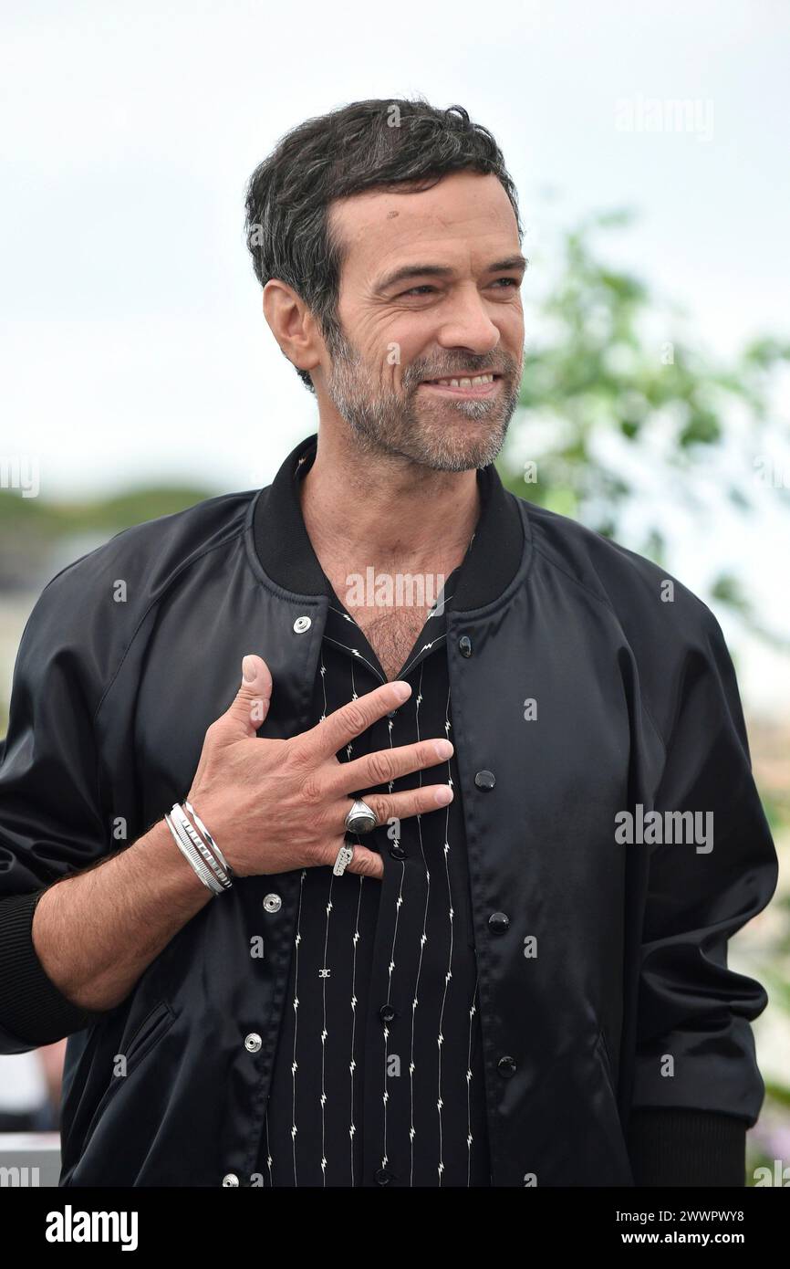 L’acteur Romain Duris posant lors de la photocall du film « le Royaume animal » à l’occasion du 76ème film de Cannes Fe Banque D'Images