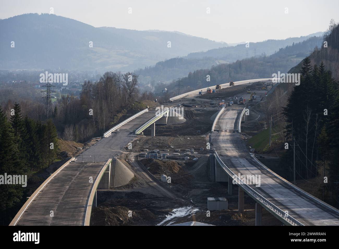 Autoroute de contournement à deux voies en construction Banque D'Images