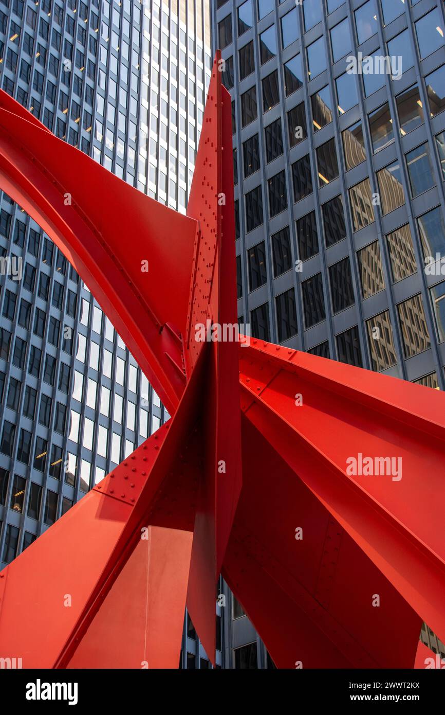 Chicago, Illinois - États-Unis - 11 mars 2024 : installation artistique intitulée 'Alexander Calder's Flamingo' par l'artiste Alexander Calder. Banque D'Images