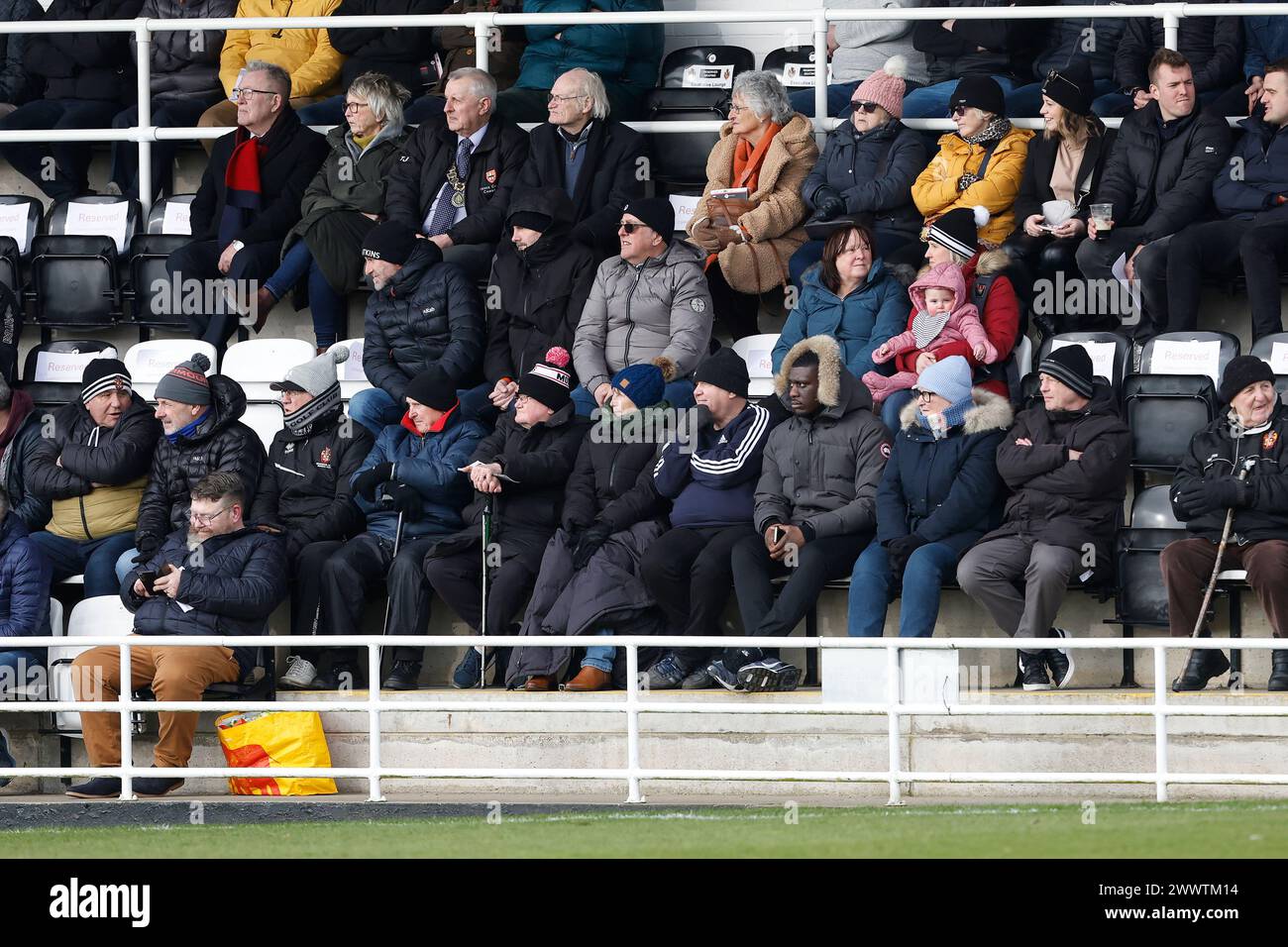 Lors du match Vanarama National League North entre Spennymoor Town et Gloucester City au Brewery Field, Spennymoor le samedi 23 mars 2024. (Photo : Mark Fletcher | mi News) crédit : MI News & Sport /Alamy Live News Banque D'Images