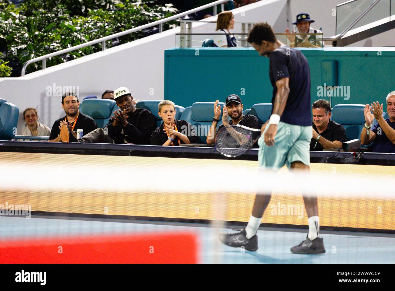 Miami Gardens, États-Unis. 25 mars 2024. MIAMI GARDENS, FLORIDE - MARS 25 : contre lors de leur match le jour 10 de l'Open de Miami au Hard Rock Stadium le 25 mars 2024 à Miami Gardens, Floride. (Crédit : Mauricio Paiz/Alamy Live News Banque D'Images