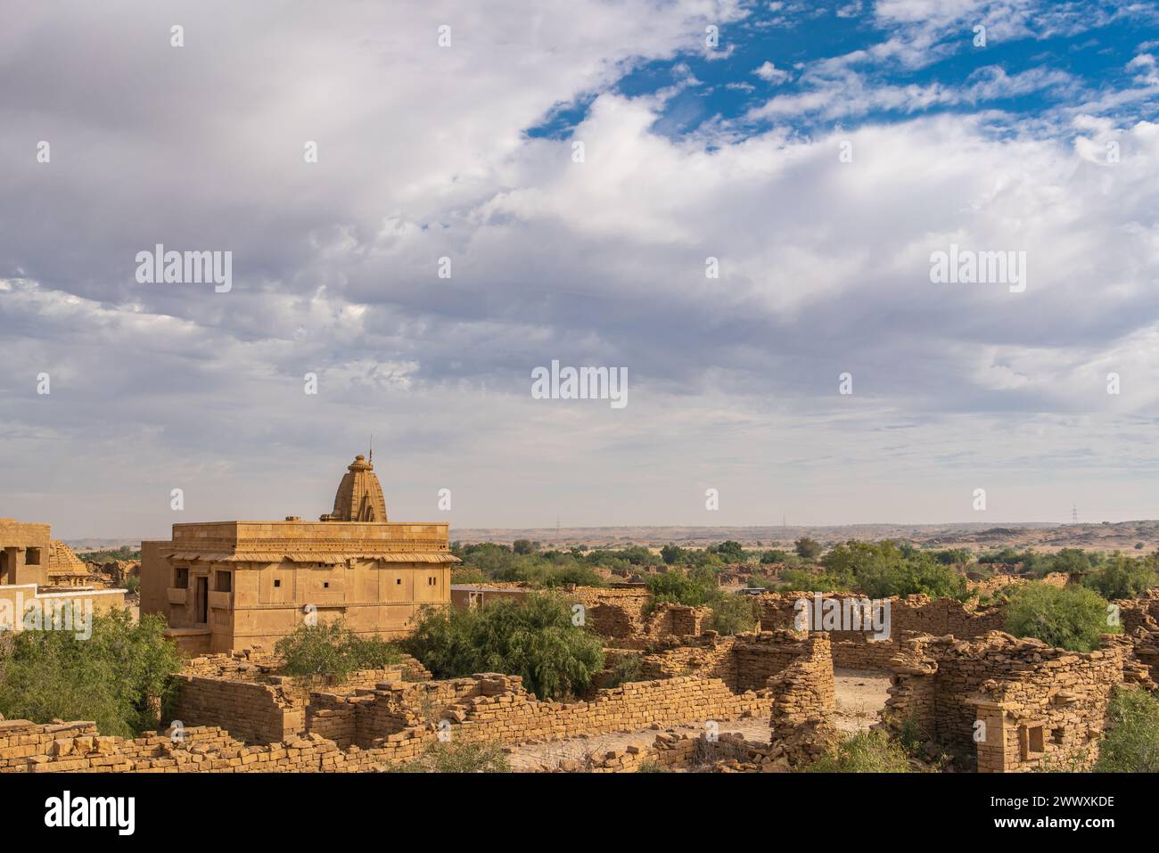 Une vue des ruines du village abandonné de Kuldhara près de Jaisalmer au Rajasthan, en Inde Banque D'Images