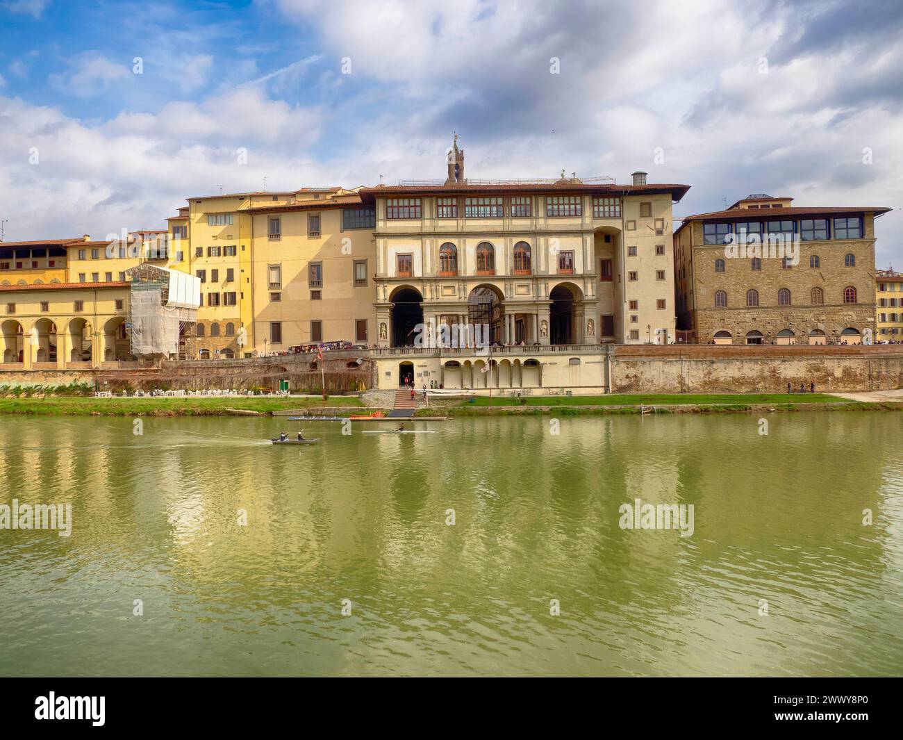 Florence uffizi Galerie musée vue du bâtiment de la rivière arno Banque D'Images