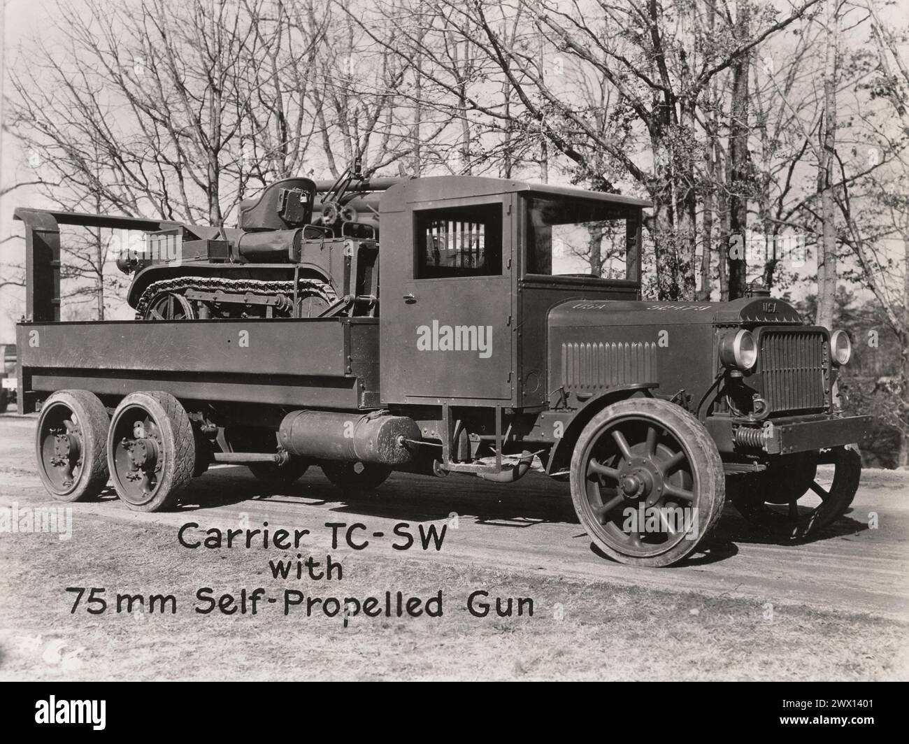 Porteur TC-SW avec 75 mm. Arme automotrice. Force mécanisée, ft. Eustis, Virginie août 1931 Banque D'Images