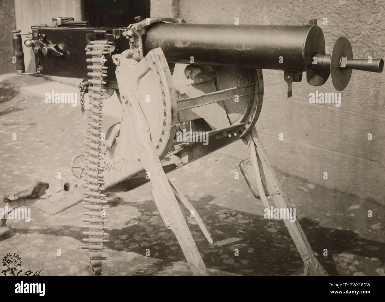 Gros plan d'une mitrailleuse Maxim allemande capturée CA. 1918 Banque D'Images