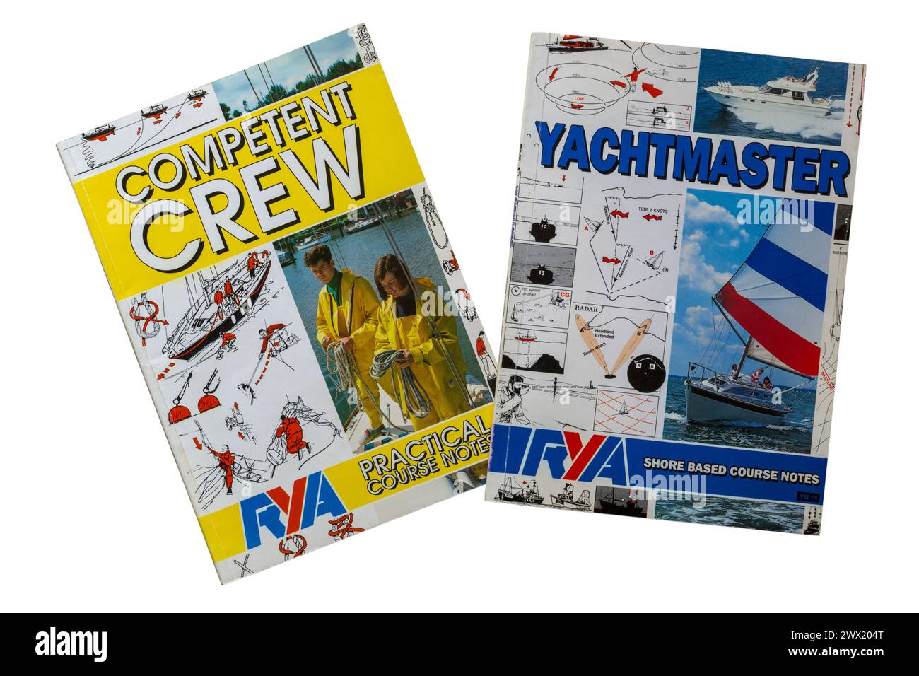 Équipage compétent et Yachtmaster RYA livrets livres isolés sur fond blanc Banque D'Images