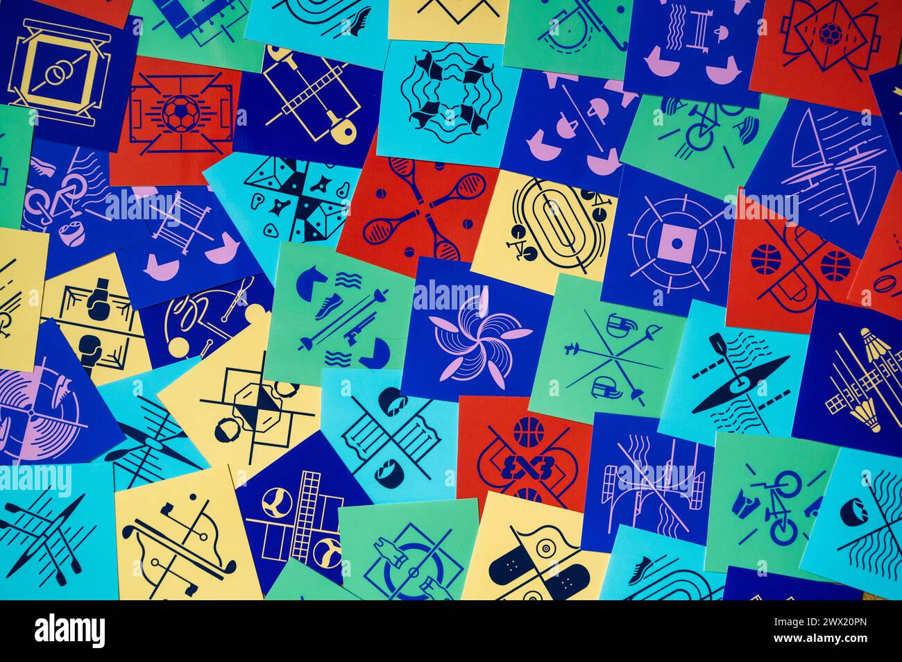 PARIS, FRANCE, 26 MARS 2024 : contexte des jeux olympiques d'été 2024 à Paris. Ensemble de tous les pictogrammes et icônes colorées pour le jeu d'été en France Banque D'Images
