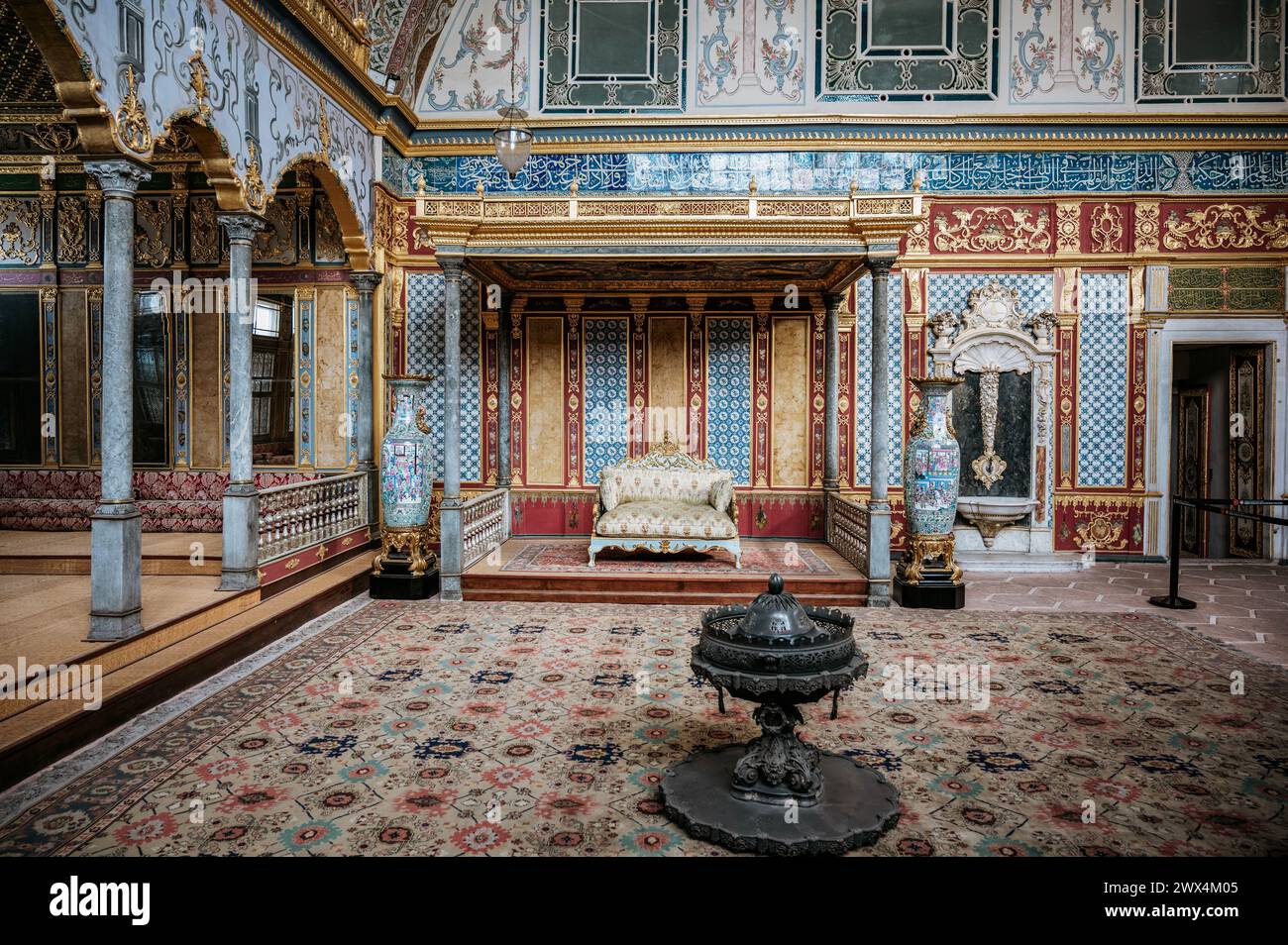 Salle impériale, Harem, Palais de Topkapı, Istanbul, Turquie Banque D'Images