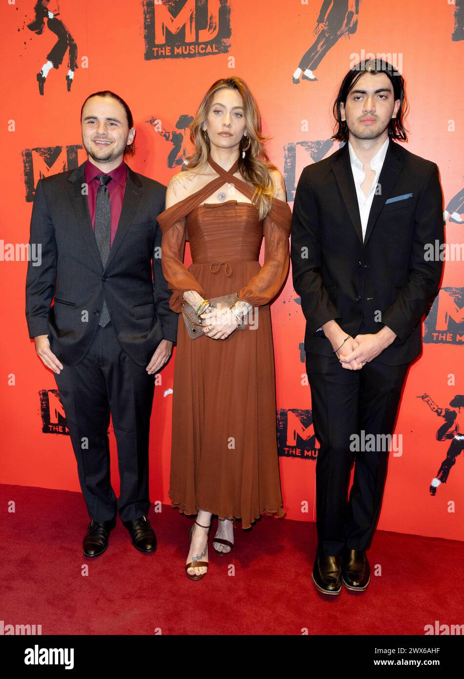 27 mars 2024, Londres, Angleterre, Royaume-Uni - Prince Jackson, Paris Jackson et Blanket Jackson assistent à la soirée MJ : The musical Press, Prince Edward Theatre Banque D'Images