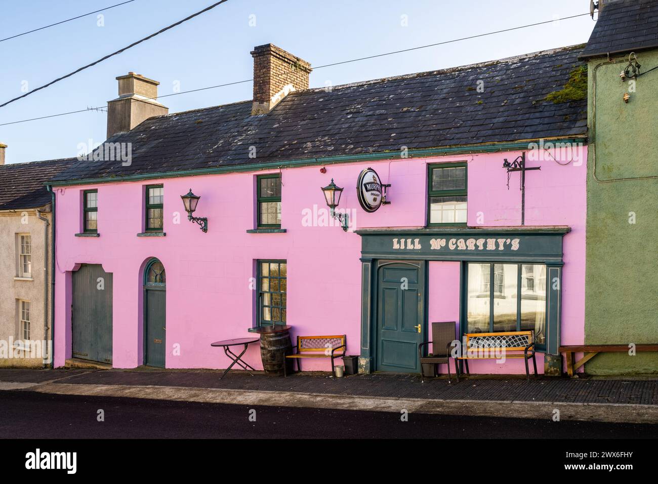 Lill McCarthy's Pub sur main Street, Castletownshend, West Cork, Irlande. Banque D'Images