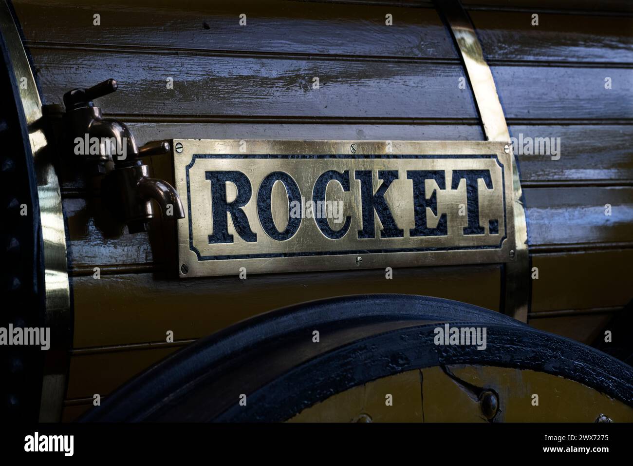 Musée national des chemins de fer, York. Mars 2024 la réplique découpée de la fusée de Stephenson dans le Grand Hall du Musée national des chemins de fer à Yo Banque D'Images