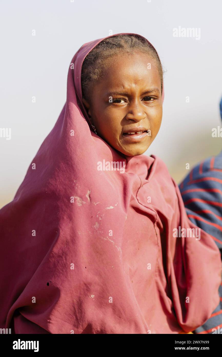 Portraet eines Maedchens in der Gemeinde Maraban Dare, im Bundesstaat plateau, 07.02.2024. Maraban Dare Nigeria *** Portrait d'une fille dans la communauté Banque D'Images