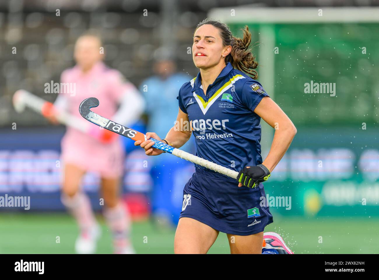 Amstelveen, pays-Bas. 28 mars 2024. AMSTELVEEN, 28-03-2024, Wagener Stadion, Euro Hockey League FINAL8 femmes 2023-24. Beatriz Perez pendant le match Mannheimer - Club Campo de Madrid. (Photo de Pro Shots/SIPA USA) crédit : SIPA US/Alamy Live News Banque D'Images