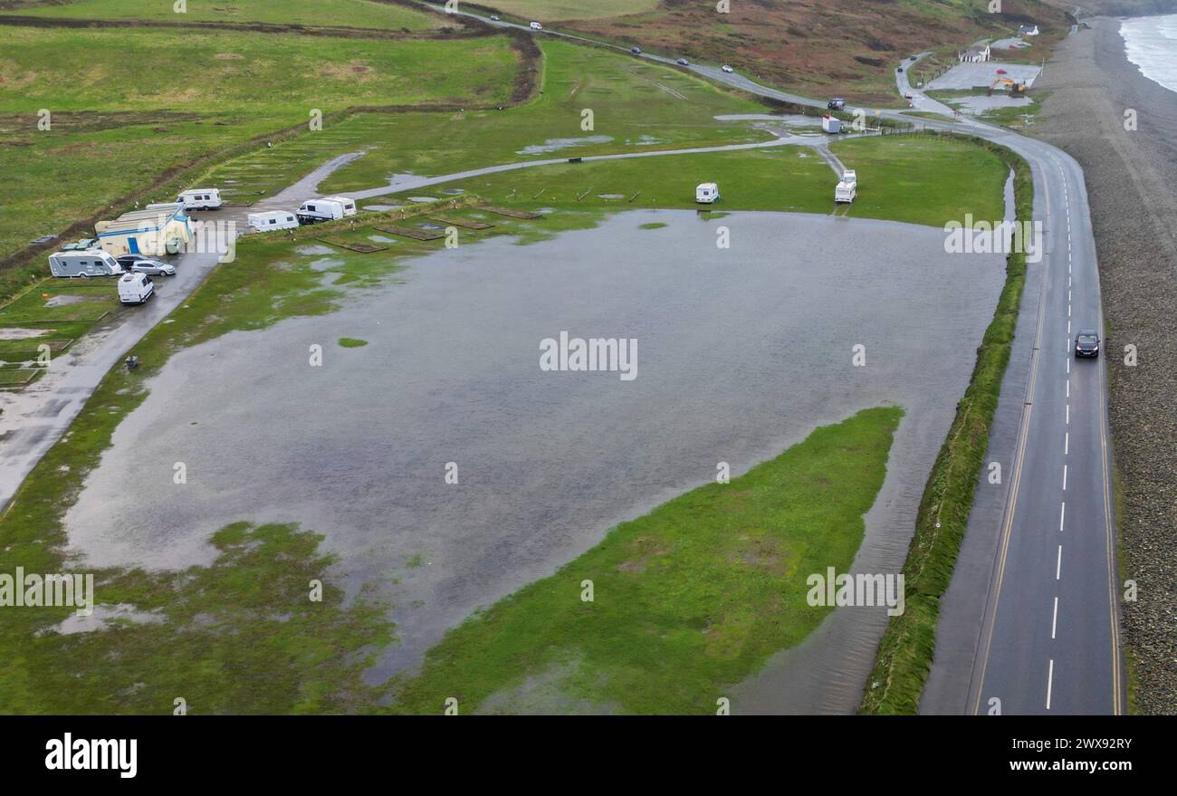 28 mars, Newgale, Pembrokeshire L'état actuel du camping au camping Newgale à Pembrokeshire, pays de Galles, qui a été inondé après que la tempête Nelson a apporté de fortes pluies dans la région. Banque D'Images