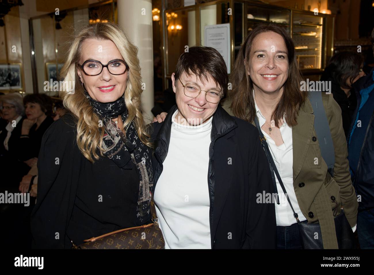 Paris, France. 28 mars 2024. Catherine Mathivat, Présidente de deux Magots et invités au Prix Pelleas-Radio classique 2024 aux deux Magots le 28 mars 2024 à Paris. Crédit : Bernard Menigault/Alamy Live News Banque D'Images