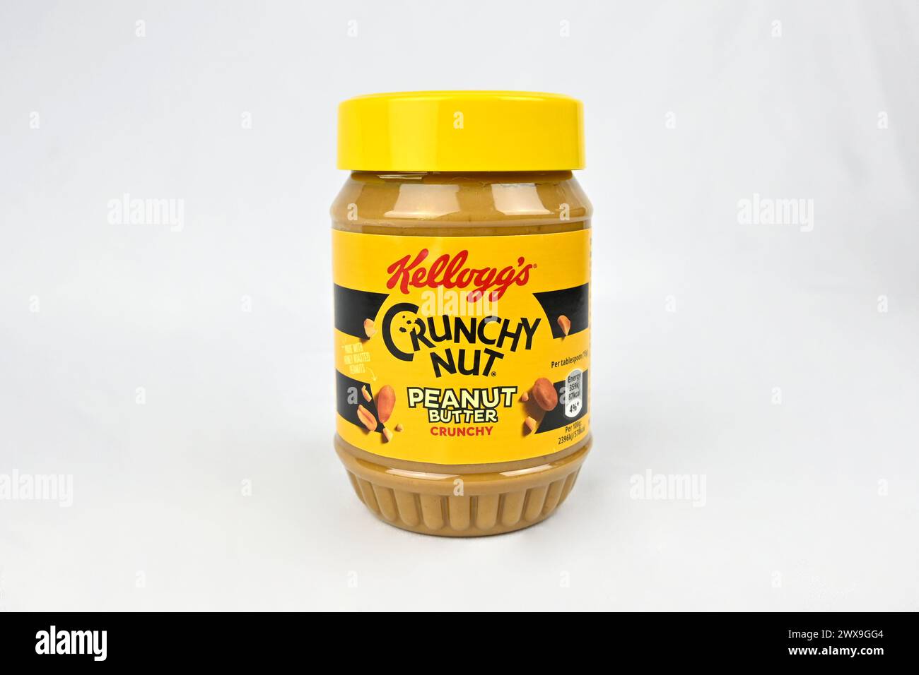 Kellogg's Crunchy Nut Peanut Butter Crunchy - pays de Galles, Royaume-Uni - 23 mars 2024 Banque D'Images