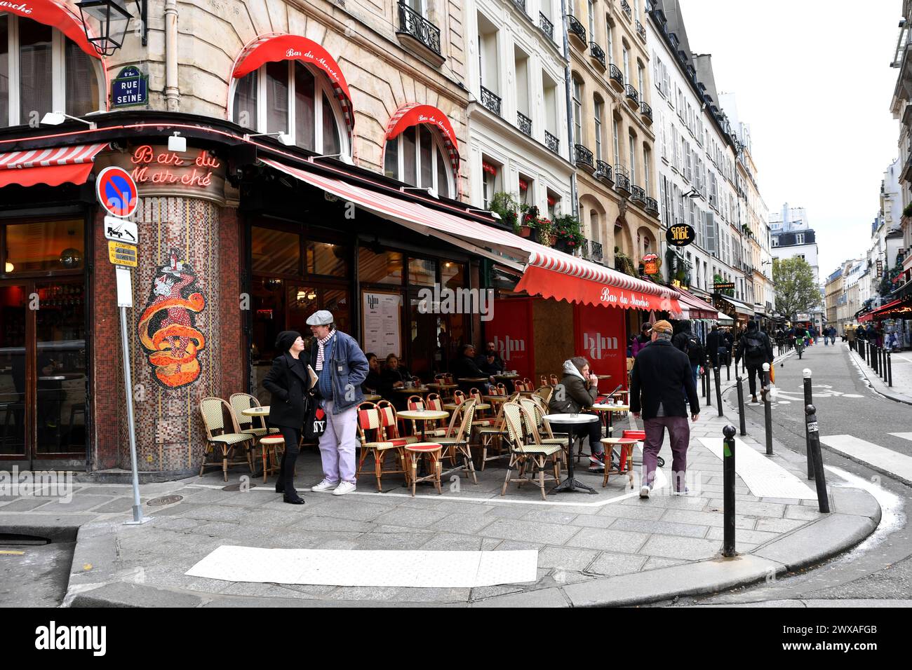 Bar du marché, rue de Buci - Paris - France Banque D'Images