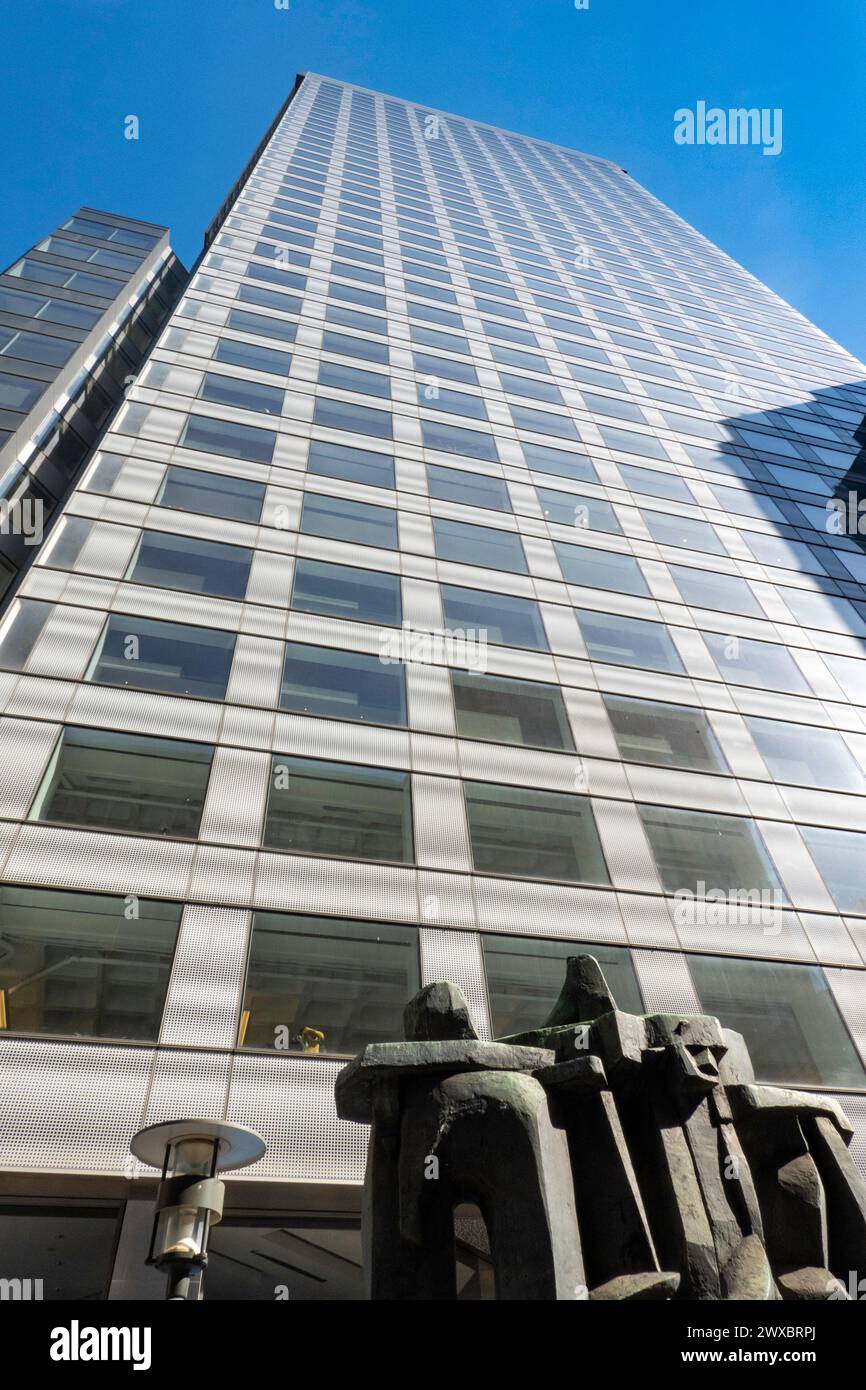 475 Park Avenue South est et immeuble de bureaux situé Inear Murray Hilt à 32nd Street, 2024, NYC, États-Unis Banque D'Images