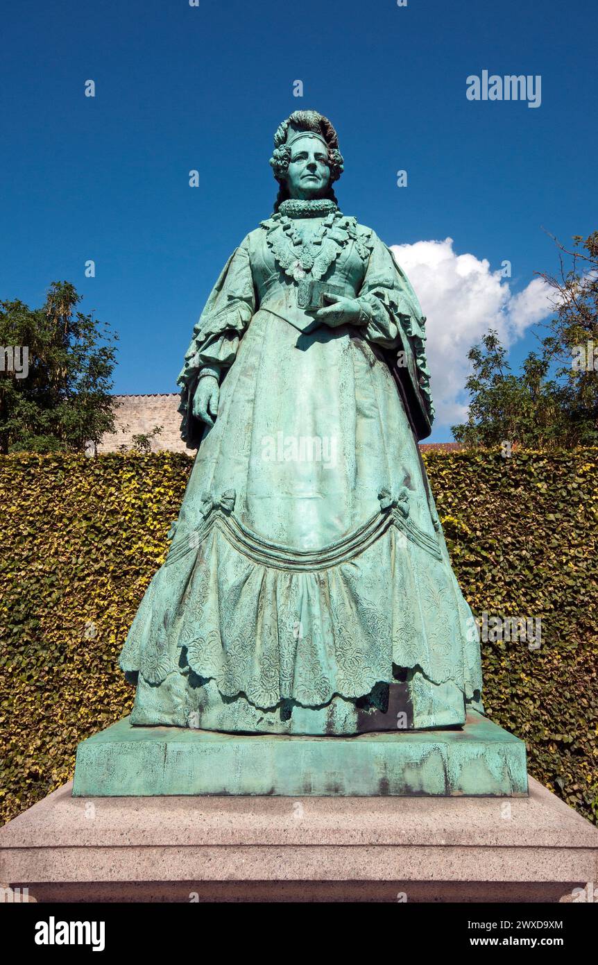 Statue en bronze de la reine Caroline Amélie (1796-1881) par le sculpteur Vilhelm Bissen, Kongens Have (jardin du Roi), château de Rosenborg, Copenhague, Danemark Banque D'Images