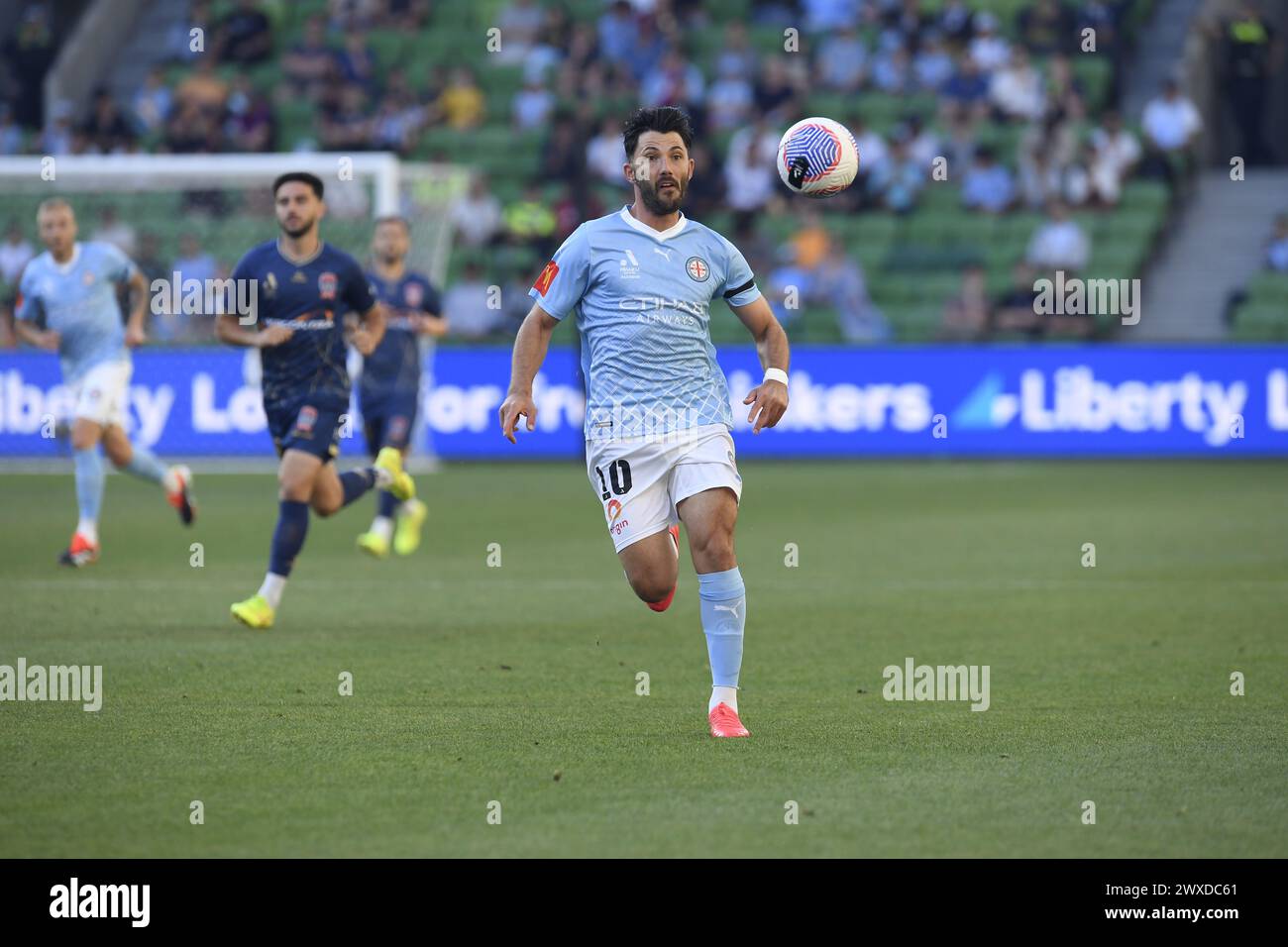 MELBOURNE, AUSTRALIE 30 mars 2024. Milieu de terrain de Melbourne City Allemand Tolgay Arslan(10) en action lors de la manche masculine de la Ligue A 22 Melbourne City v Newcastle United jets à AAMI Park, Melbourne, Australie. Crédit : Karl Phillipson/Alamy Live News Banque D'Images