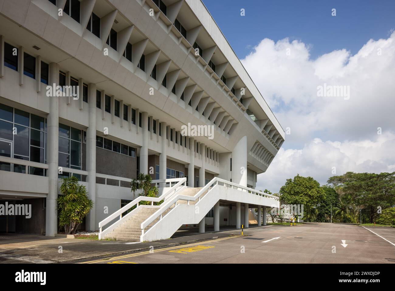 La mairie de Jurong était le siège de la Jurong Town Corporation (JTC). Singapour, construit dans le style moderniste de l'architecture brutaliste Banque D'Images