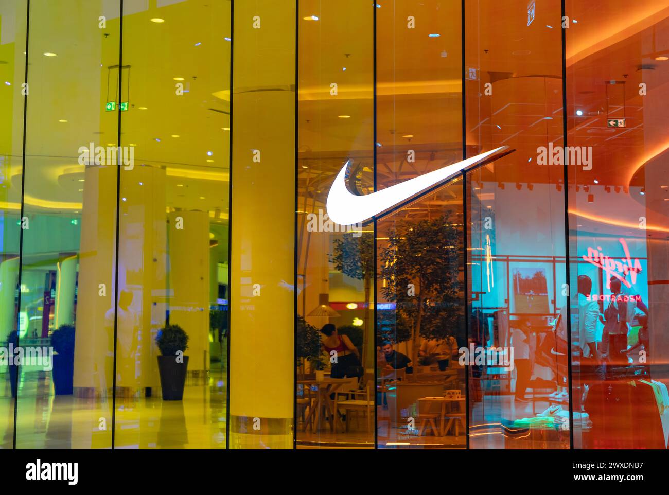 nikestore