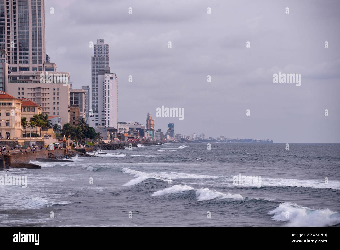 Colombo, Sri Lanka. 29 mars 2024. Le paysage balnéaire est vu à Colombo, capitale du Sri Lanka, le 29 mars 2024. Crédit : Xu Qin/Xinhua/Alamy Live News Banque D'Images