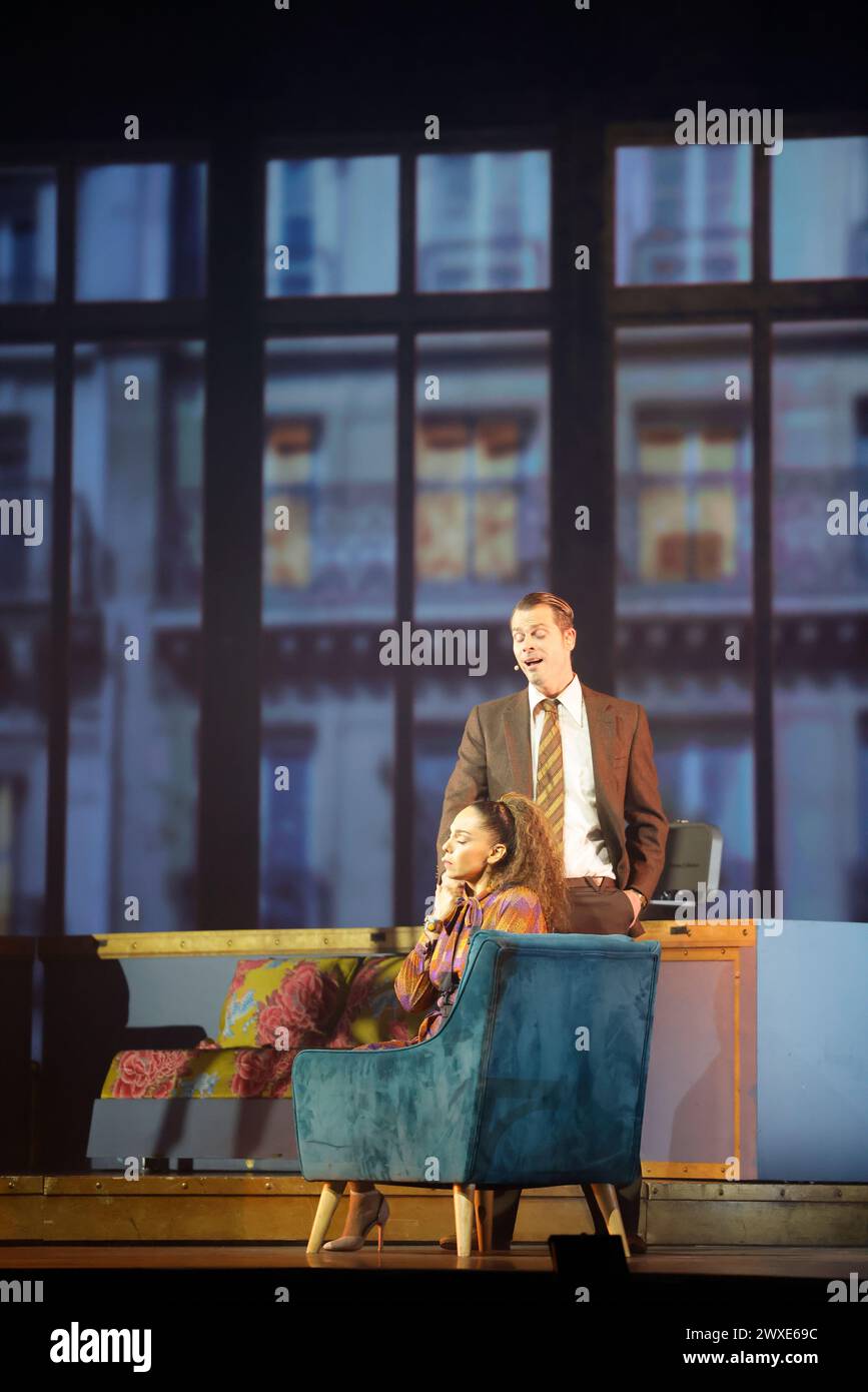 Limoges, France. 29 mars 2024. Comédie musicale je VAIS T’AIMER (je VOUS AIMERAI), un spectacle « événementiel » qui rassemble toutes les générations. Zénith de Limoges, France. 29 mars 2024. Voyagez de Paris à New York à bord du légendaire paquebot « France ». Je VAIS T'AIMER est une histoire originale autour des tubes de Michel Sardou : chansons iconiques et textes très modernes. Il raconte l’histoire des destins croisés des jeunes Français sur plusieurs décennies, des années Kennedy à nos jours. Zénith de Limoges, Limousin, haute-Vienne, France, Europe. Crédit : photo de HM images/Alamy Live News. Banque D'Images