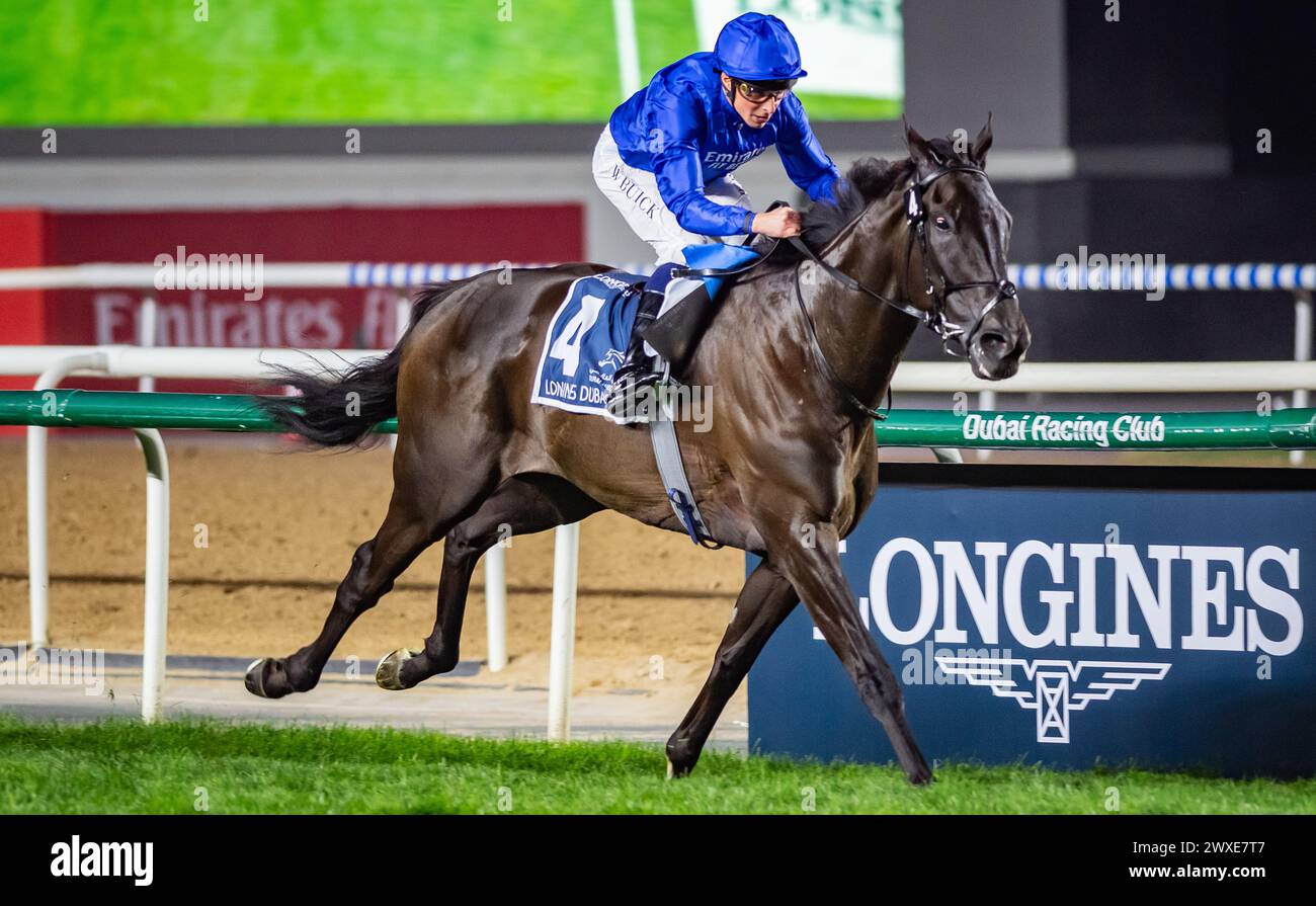 Hippodrome de Meydan, Émirats arabes Unis. Samedi 30 mars 2024. Rebel's Romance et jockey William Buick remportent le renouvellement 2024 du groupe 1 Longines Dubai Sheema Classic pour l'entraîneur Charlie Appleby et le propriétaire Godolphin. Crédit JTW Equine images / Alamy. Banque D'Images