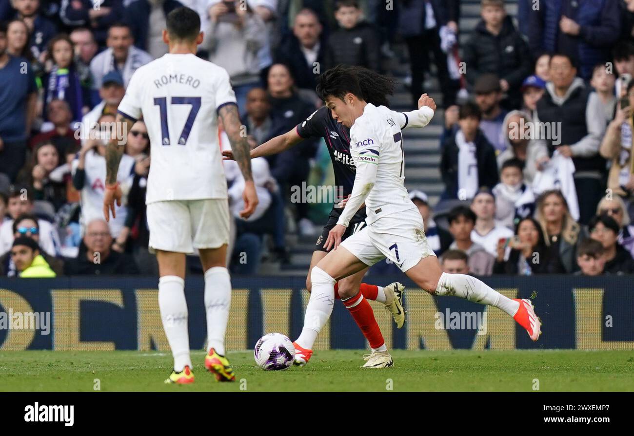 LONDRES, ANGLETERRE - MARS 30 : son Heung-min de Tottenham Hotspur lors du match de premier League entre Tottenham Hotspur et Luton Town au Tottenham Hotspur Stadium le 30 mars 2024 à Londres, Angleterre.(photo de Dylan Hepworth/MB Media) Banque D'Images