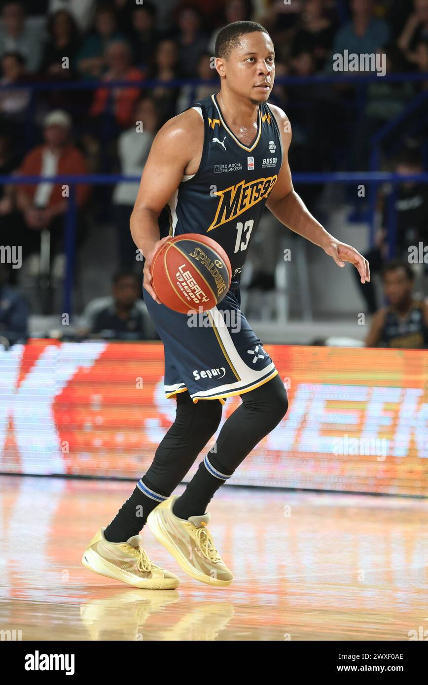 Thierry Larret/Maxppp. Panier Betlic Elite. Chorale Roanne basket vs Boulogne Metropolitans 92. Le 30 mars 2024. Halle André Vachonotaire, Roanne (42). Tim FRAZIER (BOU) crédit : MAXPPP/Alamy Live News Banque D'Images