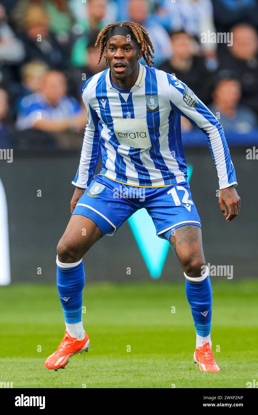 Sheffield, Royaume-Uni. 29 mars 2024. L'attaquant de Sheffield mercredi Ike Ugbo (12 ans) lors du Sheffield Wednesday FC vs Swansea City AFC SKY Bet EFL Championship match au Hillsborough Stadium, Sheffield, Angleterre, Royaume-Uni le 29 mars 2024 crédit : Every second Media/Alamy Live News Banque D'Images