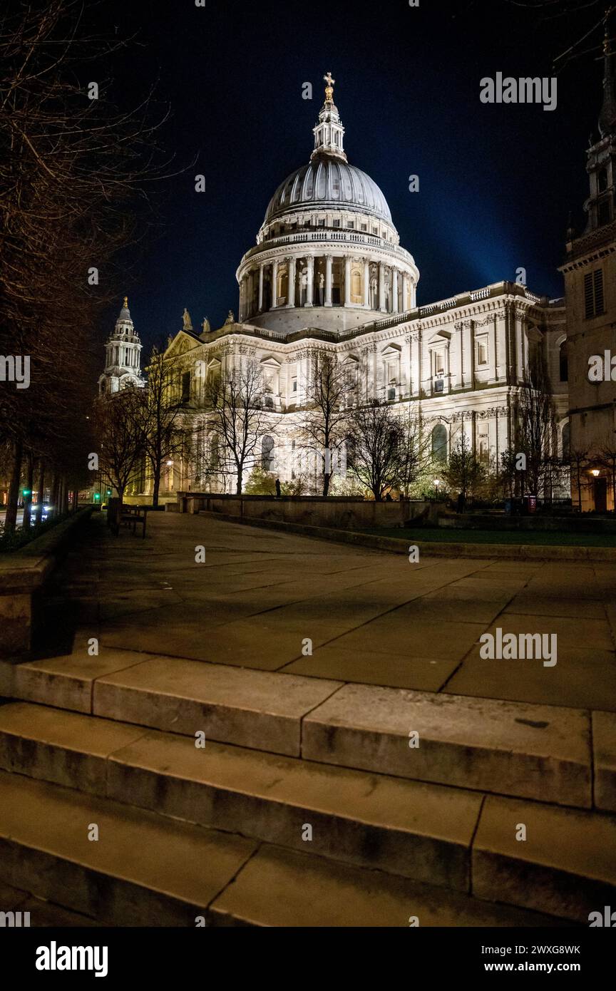 Cathédrale Saint-Paul la nuit. Londres. ROYAUME-UNI. Banque D'Images