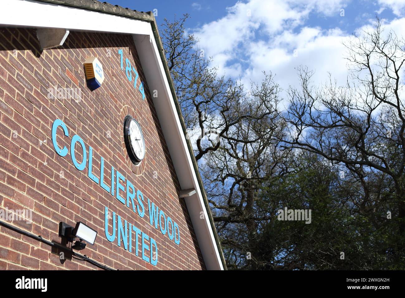 Wibbandune, colliers Wood FC football Ground, Robin Hood Way, Londres - Combined Counties League Banque D'Images