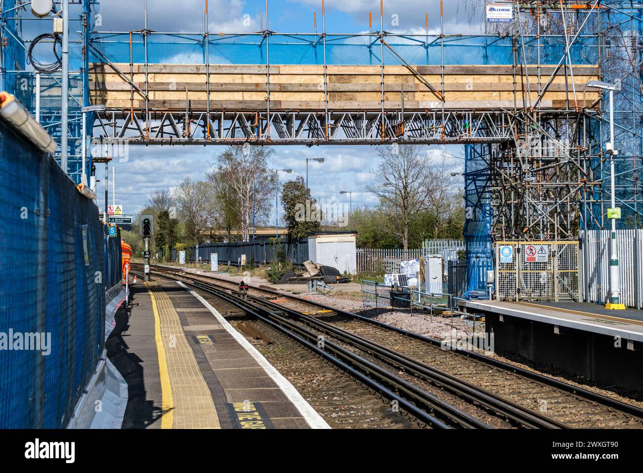Leatherhead Surrey, Royaume-Uni, mars 30 2024, travaux de construction à la gare de Leatherhead pour améliorer les facilités pour les passagers sans personnes Banque D'Images