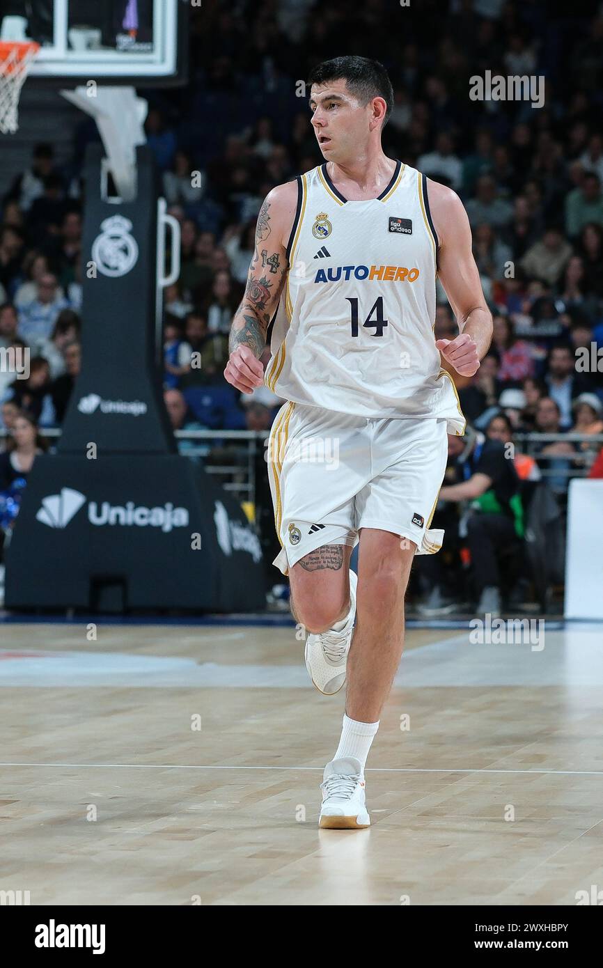 Gabriel Deck du Real Madrid en action lors du match de Ligue ACB entre le Real Madrid et BAXI Manresa au Wizink Center le 31 mars 2024 à Madrid, Spai Banque D'Images