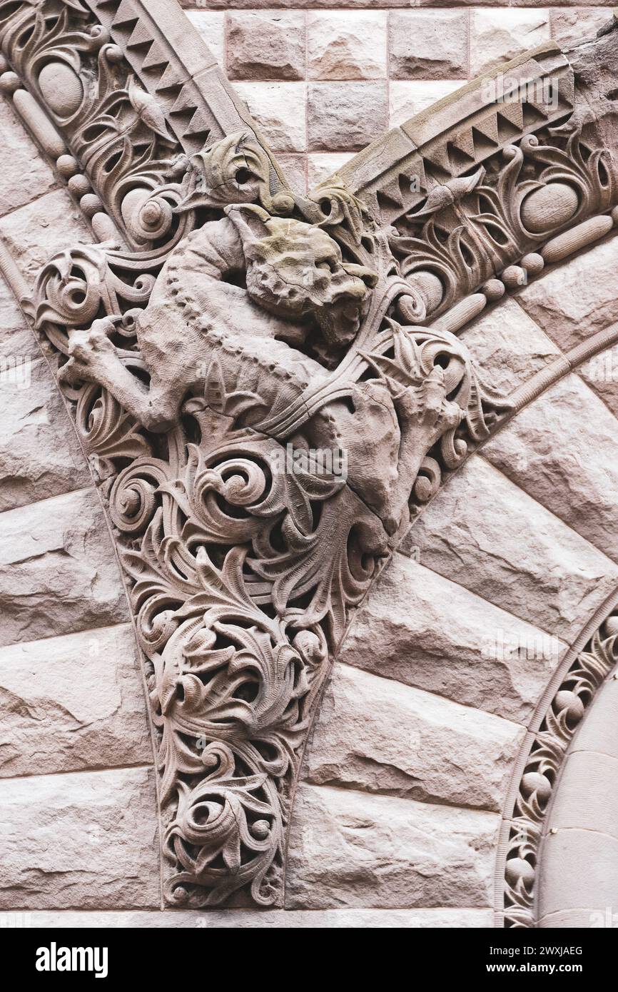 Caractéristiques architecturales coloniales ou détails dans l'ancien édifice de l'hôtel de ville (1898), Toronto, Canada. Partie d'une série. Banque D'Images