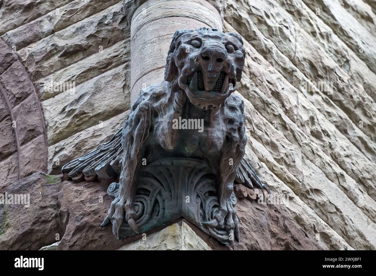 Caractéristiques architecturales coloniales ou détails dans l'ancien édifice de l'hôtel de ville (1898), Toronto, Canada. Partie d'une série. Banque D'Images