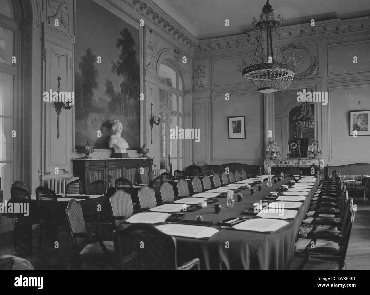 Salle de réunion des délégués de paix alliés. Versailles, France CA. 1919 Banque D'Images